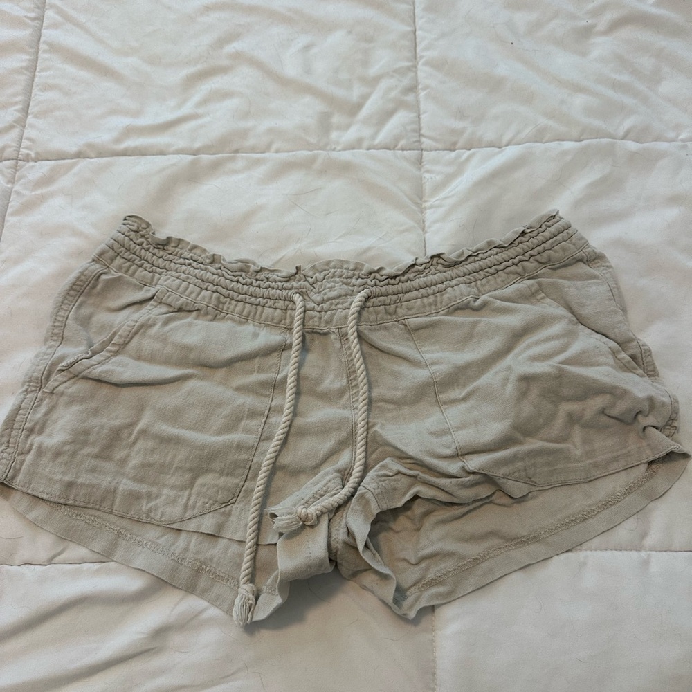 Roxy Women's Light Tan oceanside Shorts